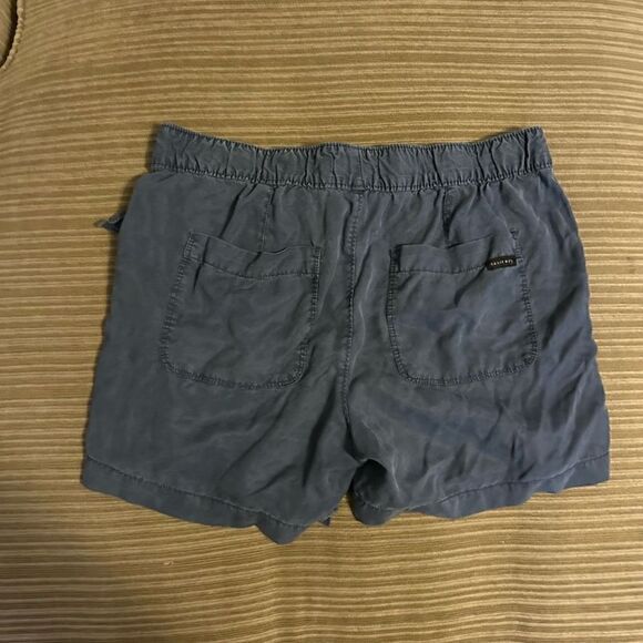 Sanctuary pull on shorts small - Picture 6 of 6
